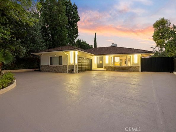 4651 Ellenita Ave., Tarzana CA 91356