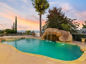 4651 Ellenita Ave., Tarzana CA 91356