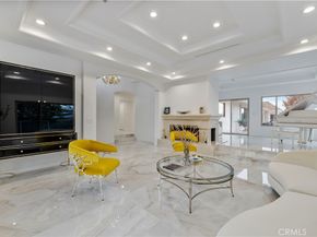 4651 Ellenita Ave., Tarzana CA 91356