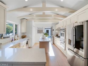 7221 Arizona Ave, Los Angeles CA 90045