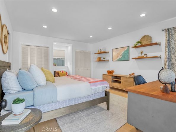 7221 Arizona Ave, Los Angeles CA 90045