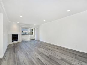 5525 Canoga Avenue 129, Woodland Hills CA 91367