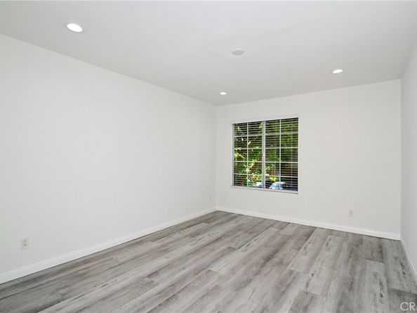 5525 Canoga Avenue 129, Woodland Hills CA 91367