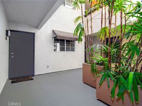 5525 Canoga Avenue 129, Woodland Hills CA 91367