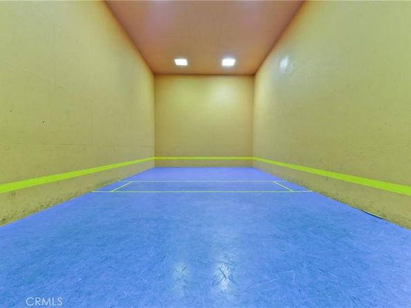 5525 Canoga Avenue 129, Woodland Hills CA 91367