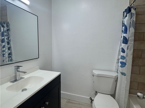 18620 Hatteras Street 169, Tarzana CA 91356