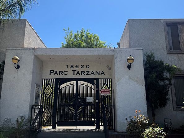 18620 Hatteras Street 169, Tarzana CA 91356