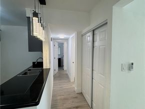 18620 Hatteras Street 169, Tarzana CA 91356