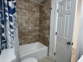 18620 Hatteras Street 169, Tarzana CA 91356