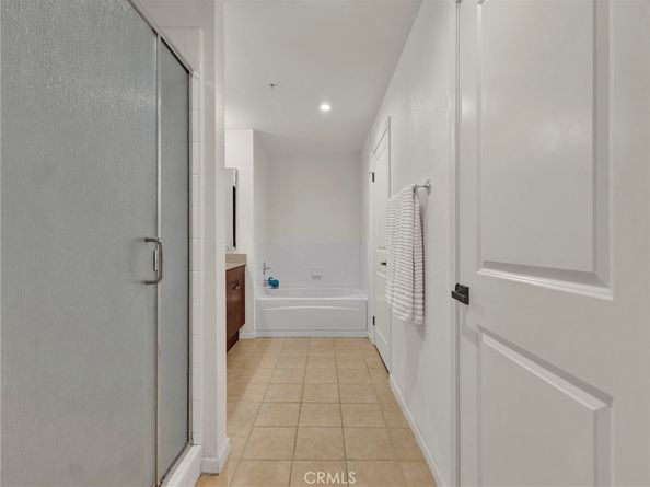 201 E Angeleno Avenue 203, Burbank CA 91502