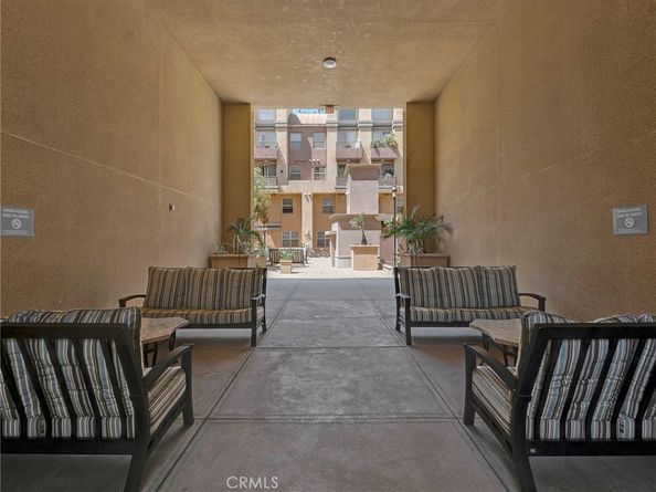 201 E Angeleno Avenue 203, Burbank CA 91502