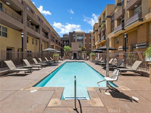 201 E Angeleno Avenue 203, Burbank CA 91502