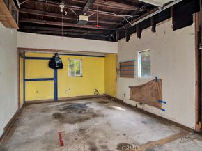 4948 Riverton Avenue, North Hollywood CA 91601