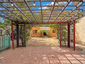 4948 Riverton Avenue, North Hollywood CA 91601