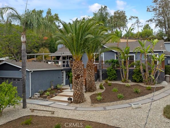 19419 Oxnard Street, Tarzana CA 91356