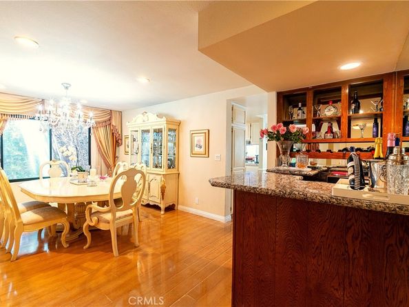 18759 Hatteras Street 25, Tarzana CA 91356