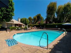 18759 Hatteras Street 25, Tarzana CA 91356