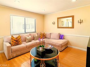 18759 Hatteras Street 25, Tarzana CA 91356