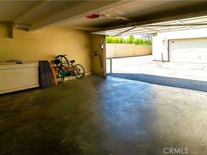 18759 Hatteras Street 25, Tarzana CA 91356