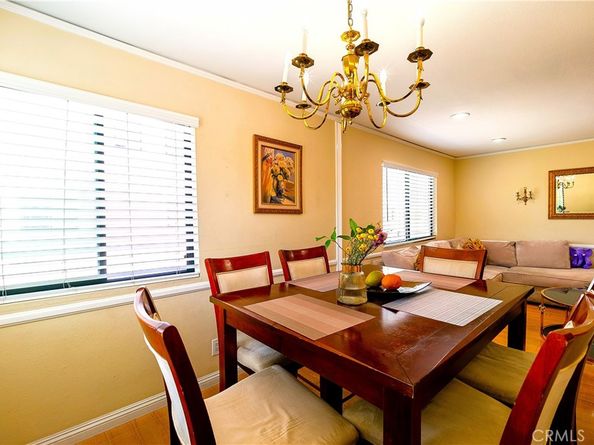 18759 Hatteras Street 25, Tarzana CA 91356