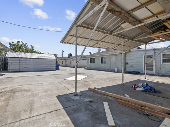 8023 Troost Avenue, North Hollywood CA 91605