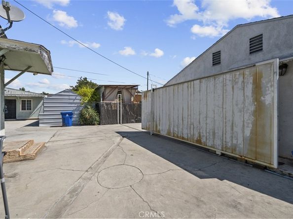 8023 Troost Avenue, North Hollywood CA 91605