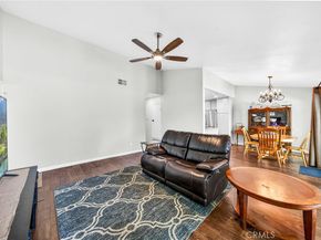 381 Roundtree Glen, Escondido CA 92026