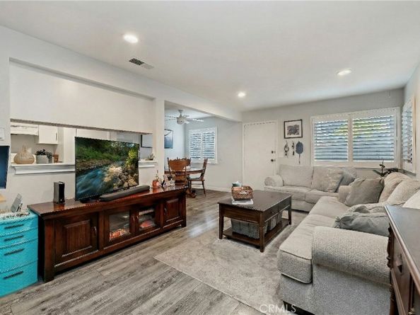 16406 Vista Roma  115, Huntington Beach CA 92649
