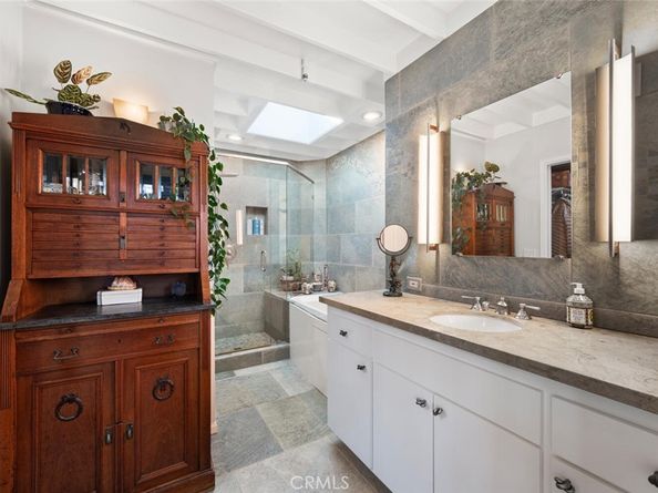 1687 Temple Hills Drive, Laguna Beach CA 92651