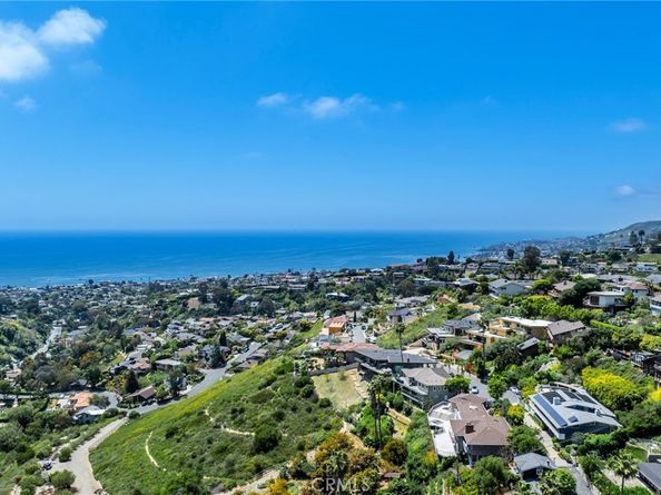 1095 Flamingo Road, Laguna Beach CA 92651