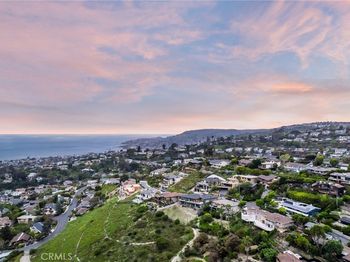 1095 Flamingo Road