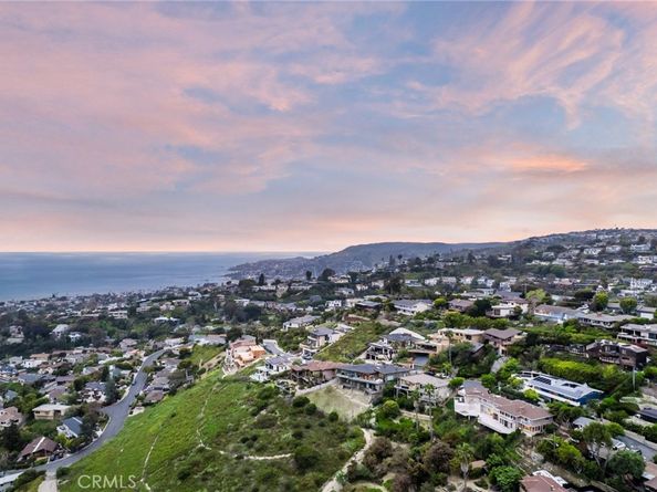 1095 Flamingo Road, Laguna Beach CA 92651