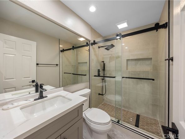 53 Middleton, Irvine CA 92620