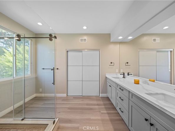 53 Middleton, Irvine CA 92620