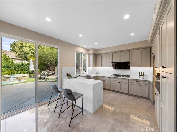 53 Middleton, Irvine CA 92620