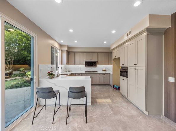 53 Middleton, Irvine CA 92620