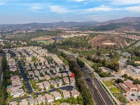 53 Middleton, Irvine CA 92620