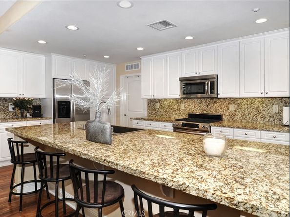 135 Pathway, Irvine CA 92618