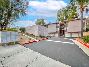1525 Walnut Leaf 211, Walnut CA 91789