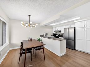 1525 Walnut Leaf 211, Walnut CA 91789