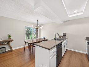 1525 Walnut Leaf 211, Walnut CA 91789