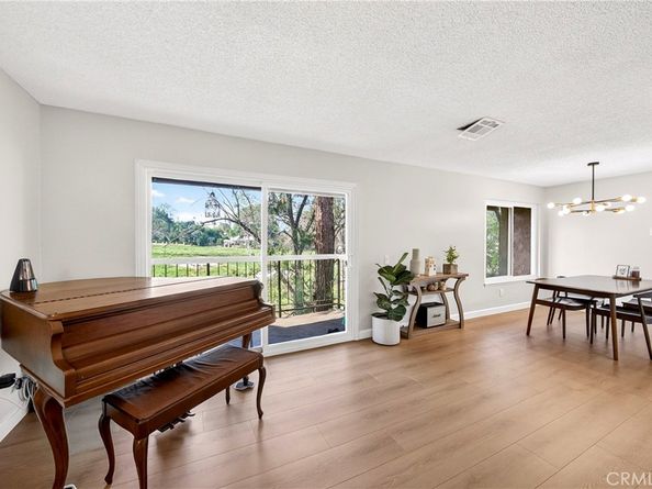 1525 Walnut Leaf 211, Walnut CA 91789