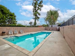 1525 Walnut Leaf 211, Walnut CA 91789