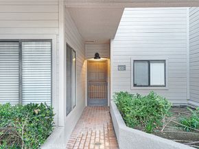 1310 E Orange Grove 103, Pasadena CA 91104