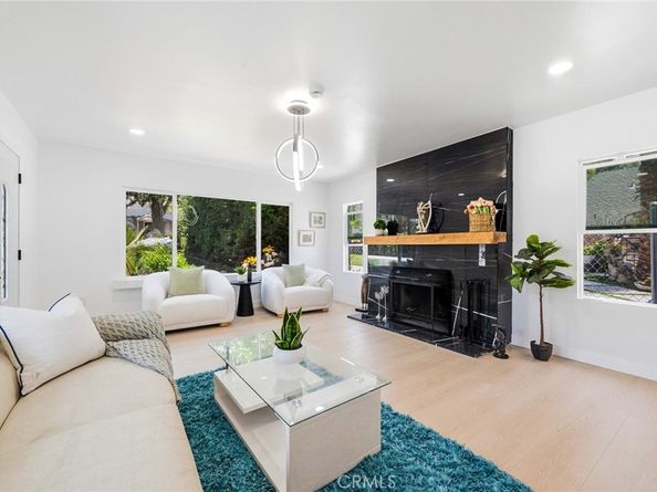 1280 E Woodbury Road, Pasadena CA 91104