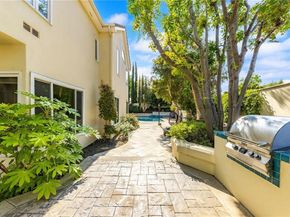 779 Coral Tree, Upland CA 91784