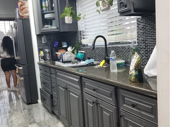 145 W 66th Street, Los Angeles CA 90003