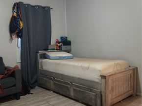 145 W 66th Street, Los Angeles CA 90003