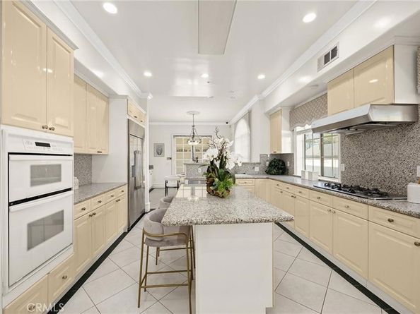 515 W Le Roy Avenue, Arcadia CA 91007