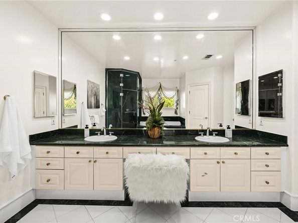 515 W Le Roy Avenue, Arcadia CA 91007